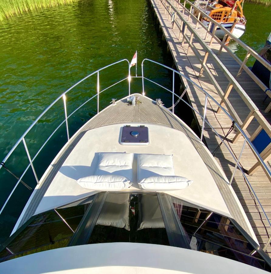 Luxusurlaub Auf Der Amavida Yacht / Scharmuetzelsee Bad Saarow Luaran gambar