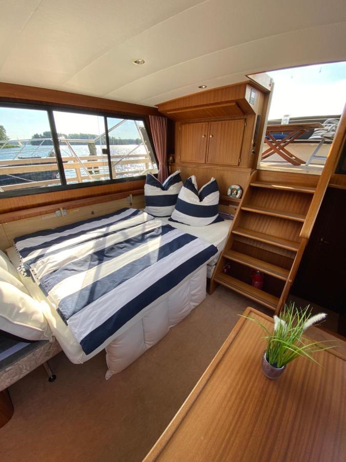 Luxusurlaub Auf Der Amavida Yacht / Scharmuetzelsee Bad Saarow Luaran gambar